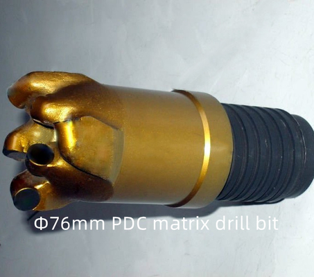 石炭鉱業のための石訓練のマトリックス ボディPDC穴あけ工具76mmの直径
