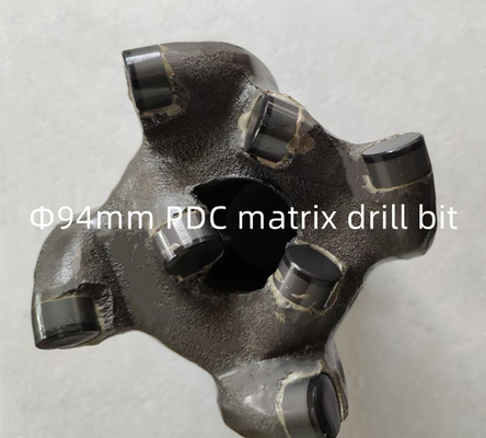壊れた研摩の石を懸命にあけるための94mmのマトリックス ボディPDC穴あけ工具